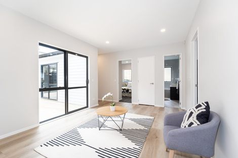 Photo of property in 4 Maraeariki Avenue, Orewa, 0931