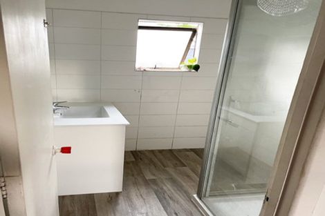 Photo of property in 15 Rata Road, Stanmore Bay, Whangaparaoa, 0932