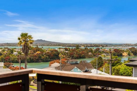 Photo of property in 38 Hinemoa Street, Birkenhead, Auckland, 0626