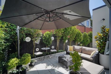 Photo of property in 104a Strickland Street, Sydenham, Christchurch, 8023