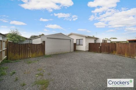 Photo of property in 6 Templeton Place, Clendon Park, Auckland, 2103
