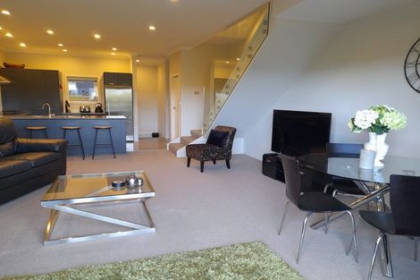 Photo of property in The Strand, 3/16 Ronald Street, Strandon, New Plymouth, 4312