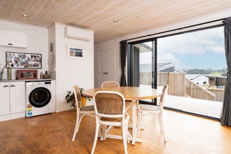 Photo of property in 19 Tunarau Street, Raglan, 3225