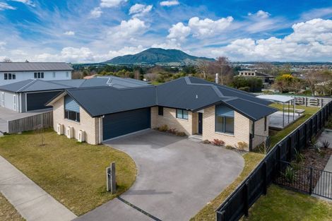 Photo of property in 78 Huka Heights Drive, Rangatira Park, Taupo, 3330