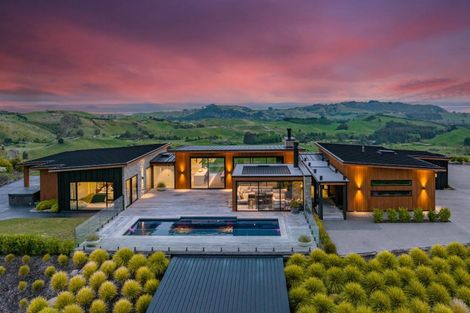 Photo of property in 155 Whakaroa Road, Kinloch, Taupo, 3385