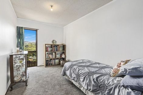 Photo of property in 9 Fillbridge Way, Karori, Wellington, 6012