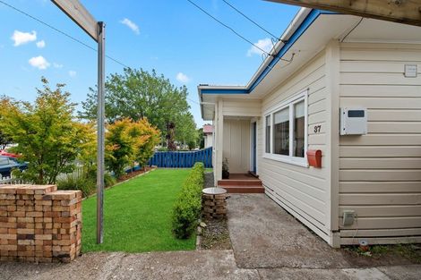 Photo of property in 37 Wellington Street, Hamilton East, Hamilton, 3216