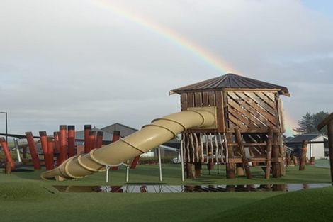 Photo of property in 17 Te Rata Boulevard, Karaka, 2124