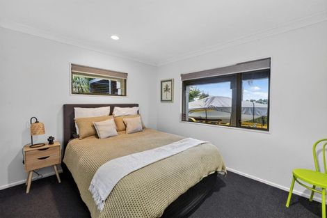 Photo of property in 30 Amberley Crescent, Bethlehem, Tauranga, 3110