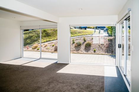 Photo of property in 4a Dart Place, Fernhill, Queenstown, 9300