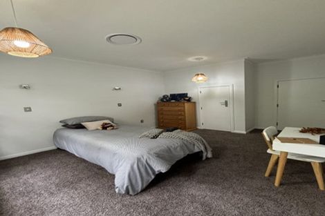 Photo of property in 27 Phoenix Avenue, Hokowhitu, Palmerston North, 4410