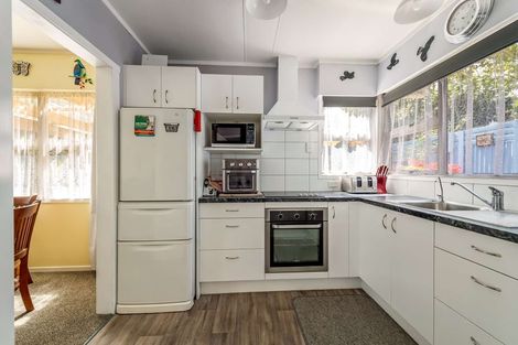 Photo of property in 10 Puriri Street, Gonville, Whanganui, 4501