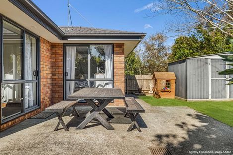 Photo of property in 12 Bella Villa Drive, Waiuku, 2123