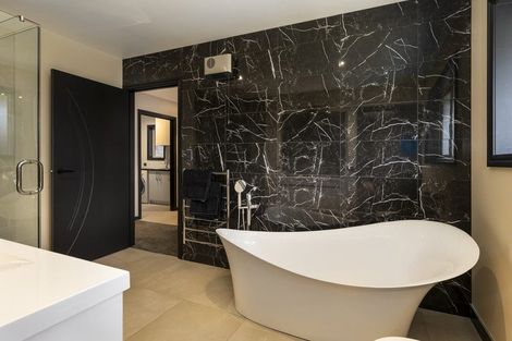 Photo of property in 15 Rose Manor Drive, Springlands, Blenheim, 7201