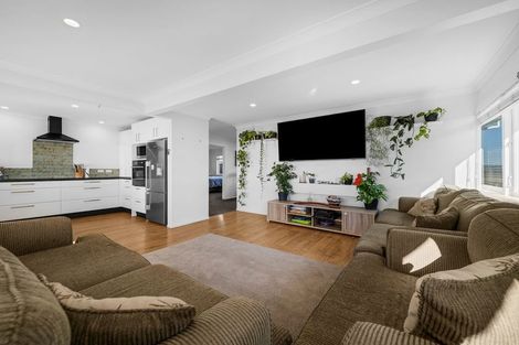 Photo of property in 26 Buckland Road, Tuakau, 2121