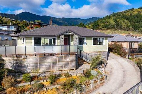 Photo of property in 4 Pukeko Place, Picton, 7220