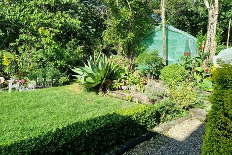 Photo of property in 84 Butterworth Drive, Glendene, Auckland, 0602