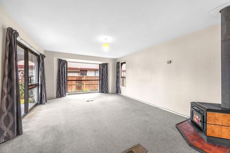 Photo of property in 1/12 Camrose Place, Ilam, Christchurch, 8041