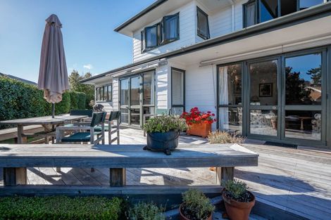 Photo of property in 10 Haines Grove, Rainbow Point, Taupo, 3330