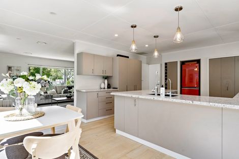 Photo of property in 74 East Street, Greytown, 5712