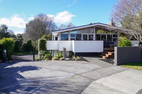 Photo of property in 12 Hilden Place, Hilltop, Taupo, 3330