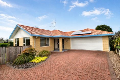 Photo of property in 21 Mews Place, Forest Lake, Hamilton, 3200