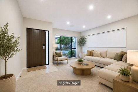 Photo of property in 28 Windlass Street, Long Bay, Auckland, 0630