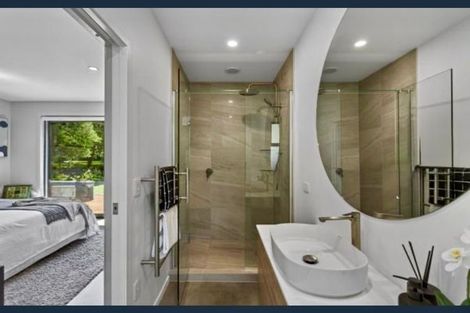 Photo of property in 94 Eliot Street, New Plymouth, 4310