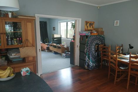 Photo of property in 166a Aro Street, Aro Valley, Wellington, 6021