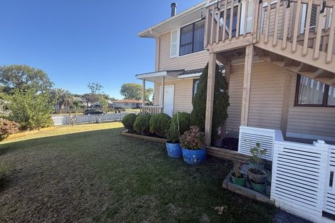 Photo of property in 2 Tomlin Place, Mangere East, Auckland, 2024