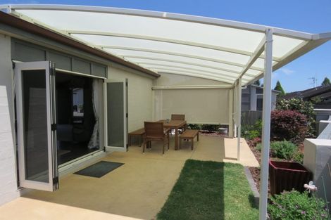 Photo of property in 1/18 The Glade, Papamoa Beach, Papamoa, 3118