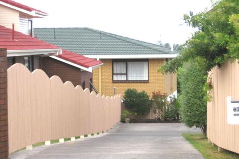 Photo of property in 67 Manhattan Heights, Glendene, Auckland, 0602