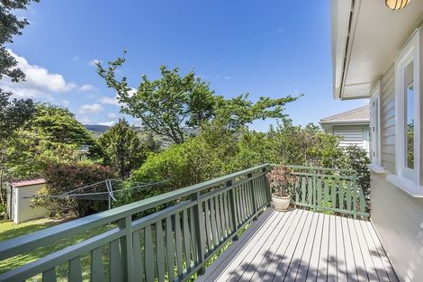 Photo of property in 31 Chester Road, Tawa, Wellington, 5028