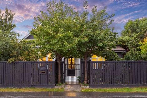 Photo of property in 75 Ranfurly Street, St Albans, Christchurch, 8014