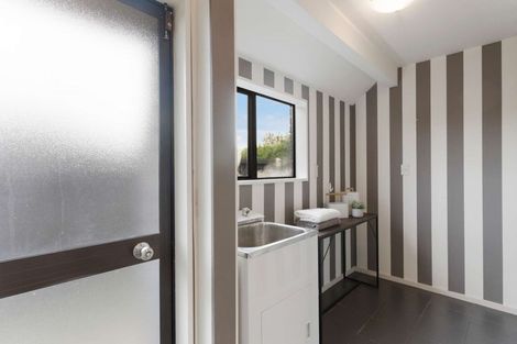 Photo of property in 52 Vagues Road, Northcote, Christchurch, 8052