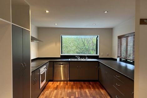 Photo of property in 5 Colorado Grove, Brooklyn, Wellington, 6021