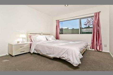 Photo of property in 67a Rosedale Road, Pinehill, Auckland, 0632