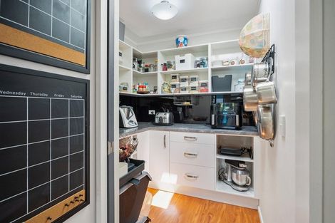 Photo of property in 22 Regent Drive, Paraparaumu Beach, Paraparaumu, 5032