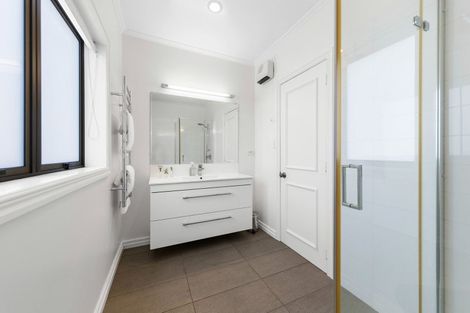 Photo of property in 497 Riddell Road, Glendowie, Auckland, 1071