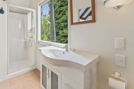 Photo of property in 62 Kinloch Road, Kinloch, Taupo, 3377