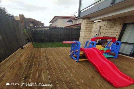 Photo of property in 12 Tavua Lane, Ranui, Auckland, 0612