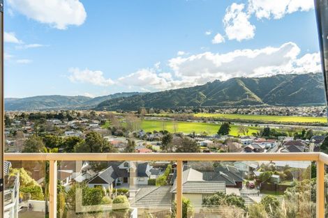 Photo of property in 9a Mccarthy Grove, Clouston Park, Upper Hutt, 5018