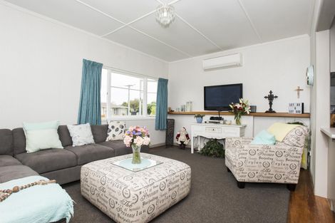 Photo of property in 14 Muir Street, Te Hapara, Gisborne, 4010