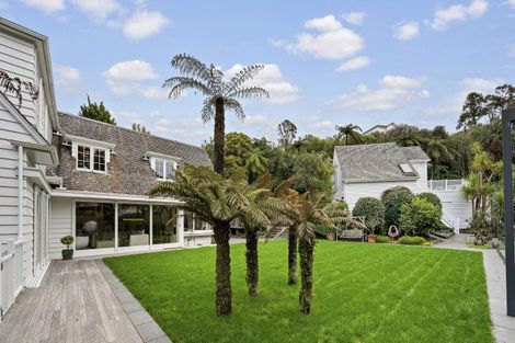 Photo of property in 14 Homewood Avenue, Karori, Wellington, 6012