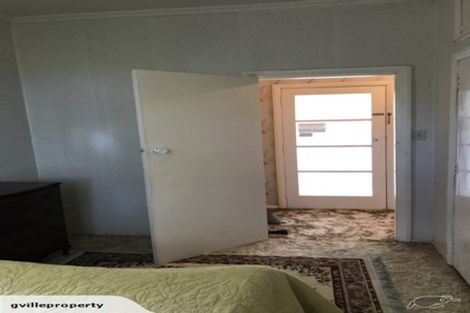 Photo of property in 37 Puriri Street, Gonville, Whanganui, 4501