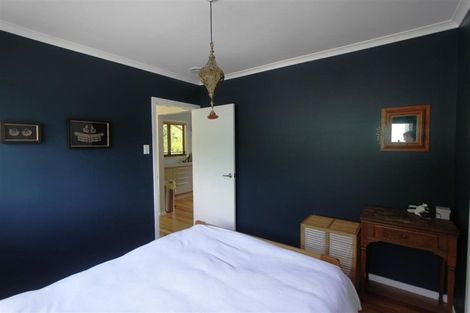 Photo of property in 15a Governor Road, Northland, Wellington, 6012