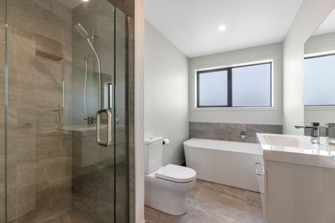 Photo of property in 22 Riley Street, Lake Hawea, 9382