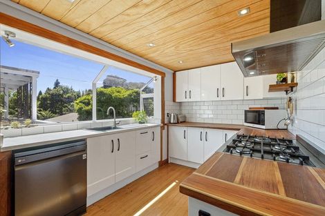 Photo of property in 47 Waiwaka Terrace, Strandon, New Plymouth, 4312