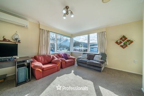 Photo of property in 19a Percy Cameron Street, Avalon, Lower Hutt, 5011