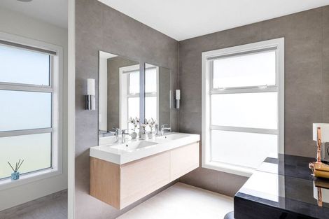 Photo of property in 9 Pukeko Grove, Cambridge, 3434